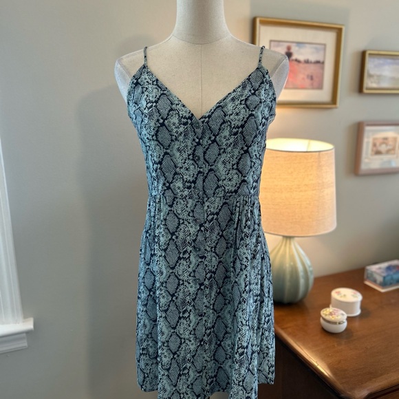 Blue Life Aqua Snakeskin Patterned Mini - Picture 2 of 6